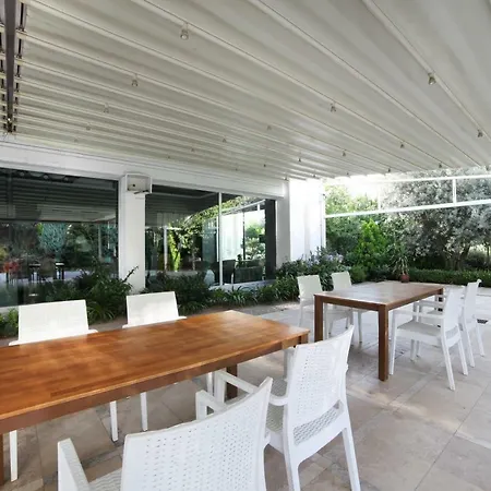 Hotel Kadak Garden