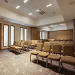מלון Kadak Garden 2*