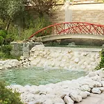 מלון Kadak Garden