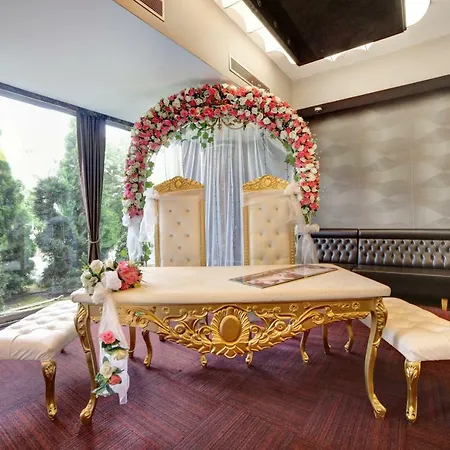 Kadak Garden Hotel
