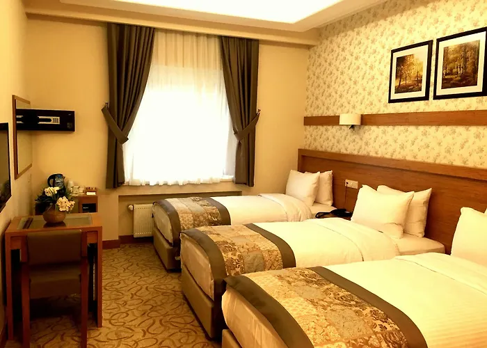 Kadak Garden Hotel 2*