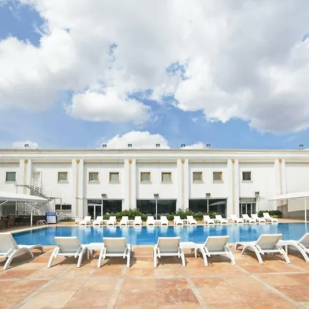 Kadak Garden Hotel 2*
